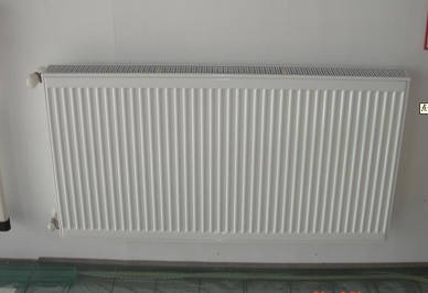 暖氣片逐漸成為家里不可缺少的裝飾