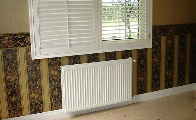 銅鋁復(fù)合暖氣片jinqijian